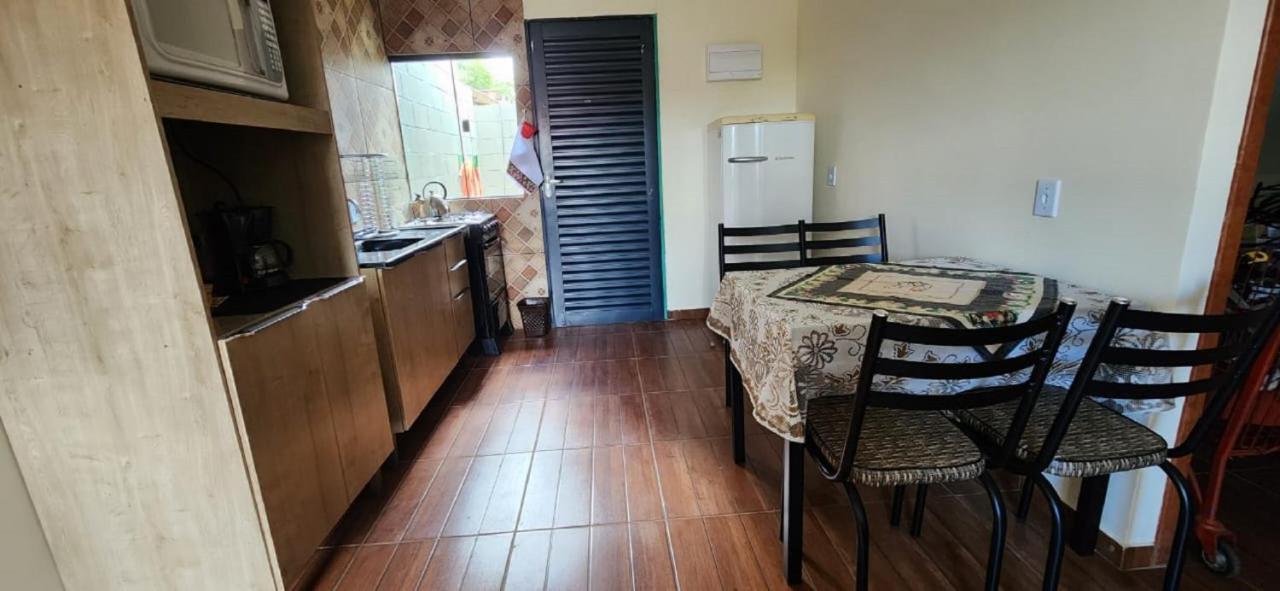 300M-Da Av Das Cataratas- Ar Condicionado - Estacionamento Privado Фос-ду-Іґуасу Екстер'єр фото